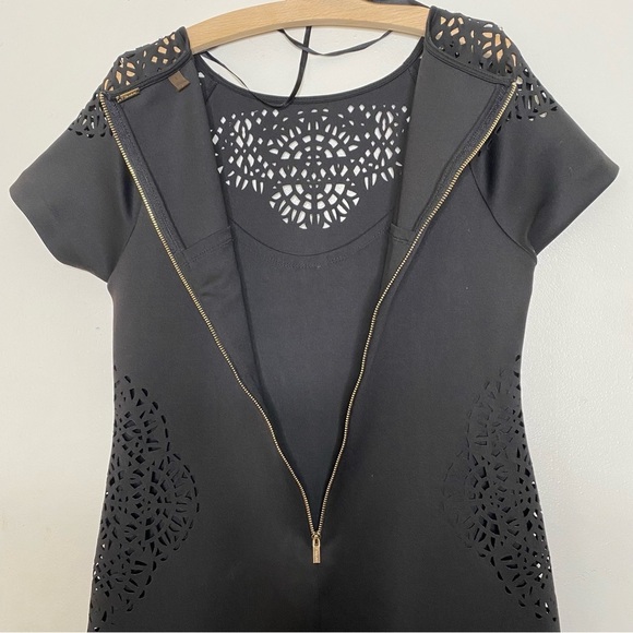 T.Tahari black laser cut scallop trim dress - Picture 6 of 11